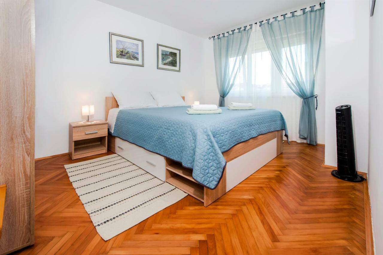 Apartman Oly 罗维尼 外观 照片